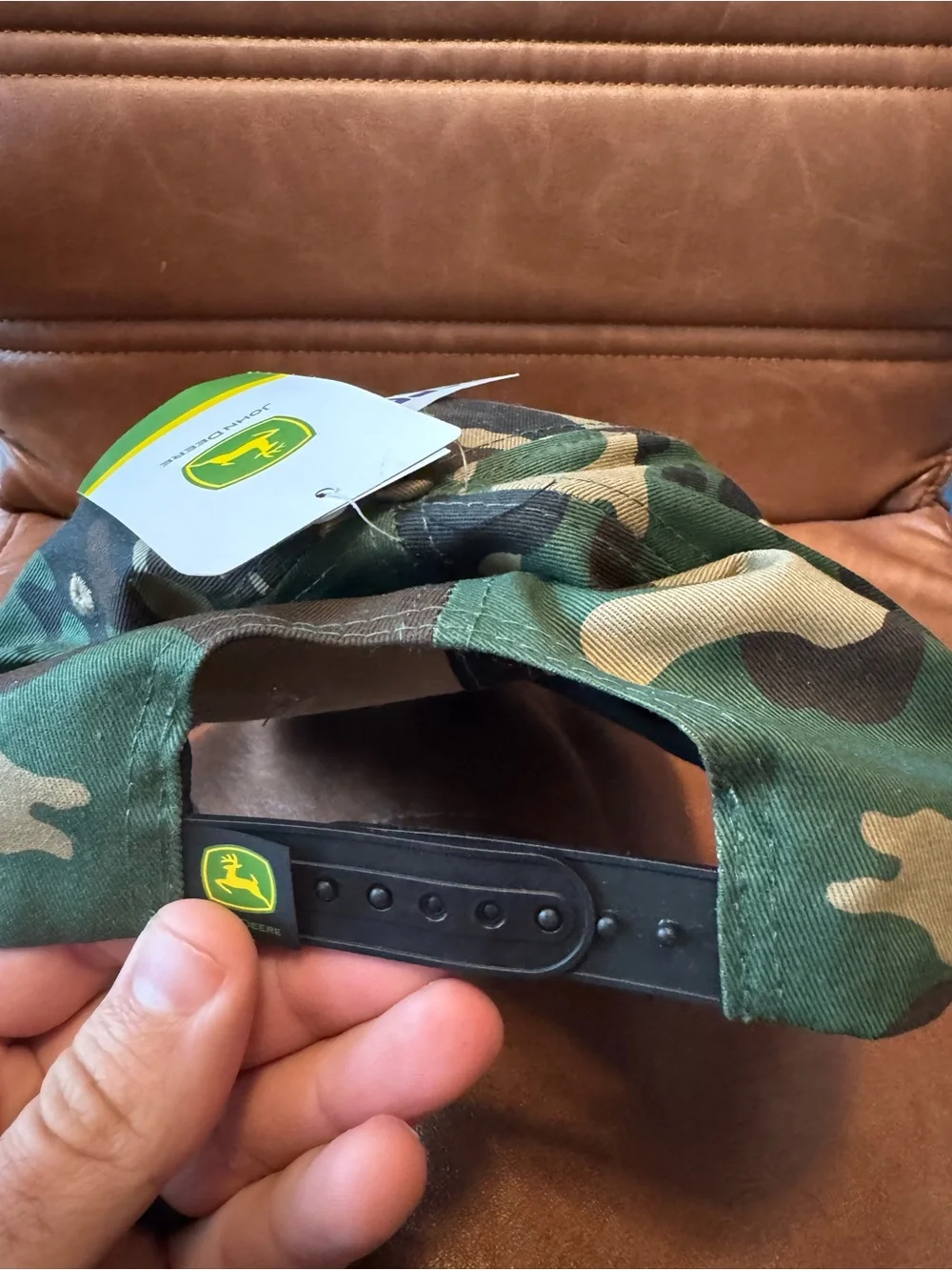 John Deere Camoflauge Green Logo Patch SnapBack Hat. Cotton. OSFM. NWT